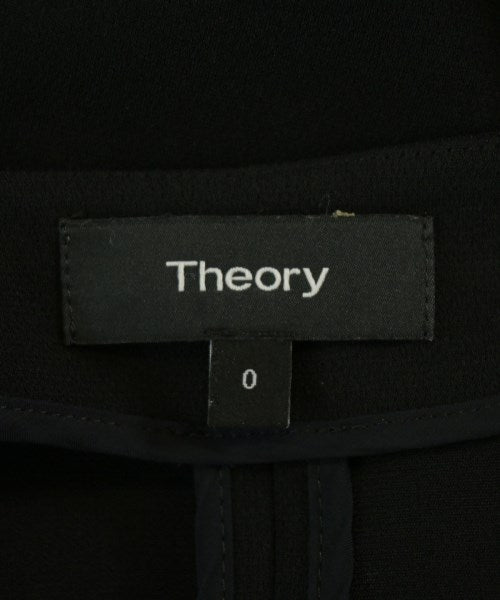 Theory แจ็คเก็ตไม่มีปก