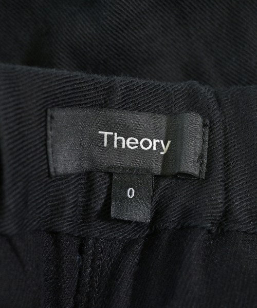 Theory กางเกง อื่น
