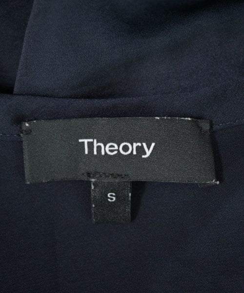 Theory เสื้อสตรี