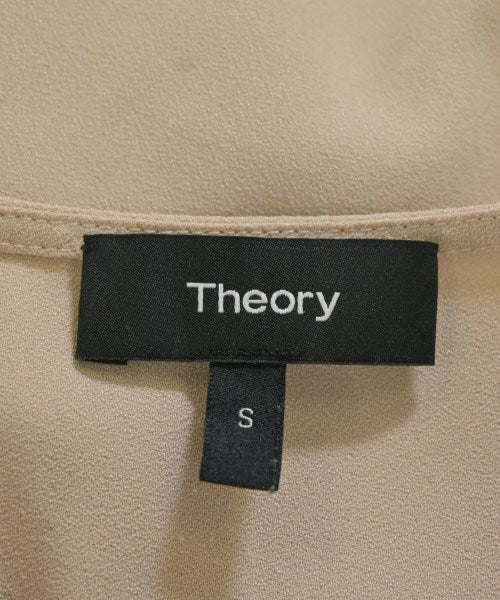 Theory เสื้อสตรี