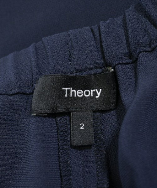 Theory กางเกง อื่น