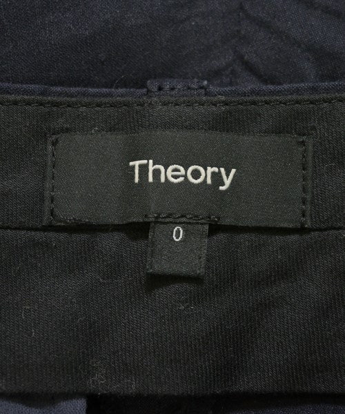 Theory กางเกงขาสั้น