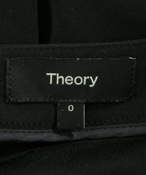 Theory แจ็คเก็ตไม่มีปก