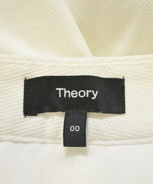 Theory กางเกงขาสั้น