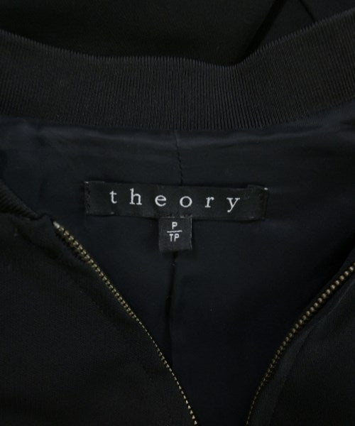 Theory แจ็คเก็ตเบลาส์ อื่น