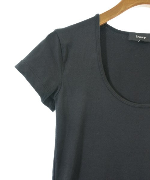 Theory เสื้อยืด/เสื้อท็อปส์