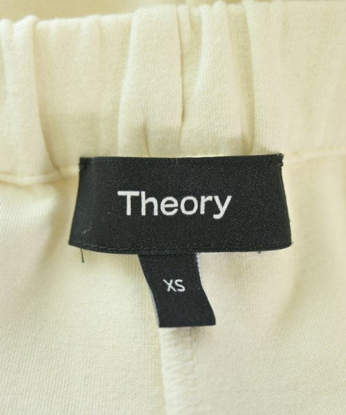 Theory กางเกง อื่น