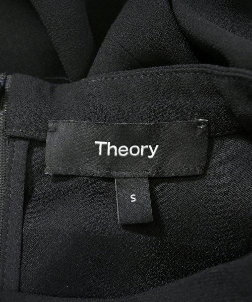 Theory เสื้อสตรี