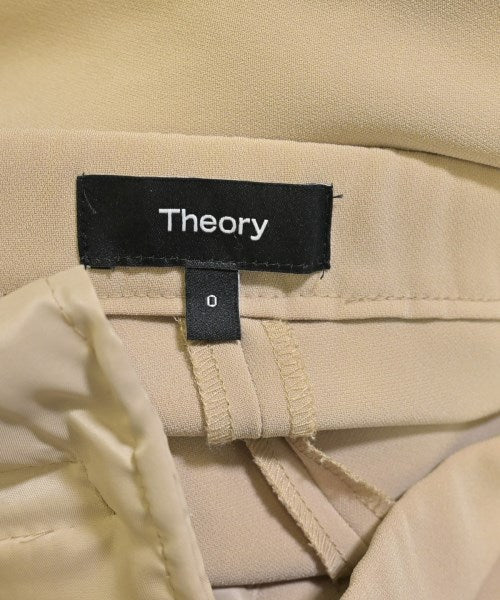 Theory กางเกง อื่น