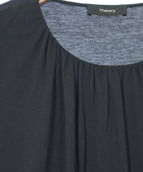 Theory เสื้อยืด/เสื้อท็อปส์