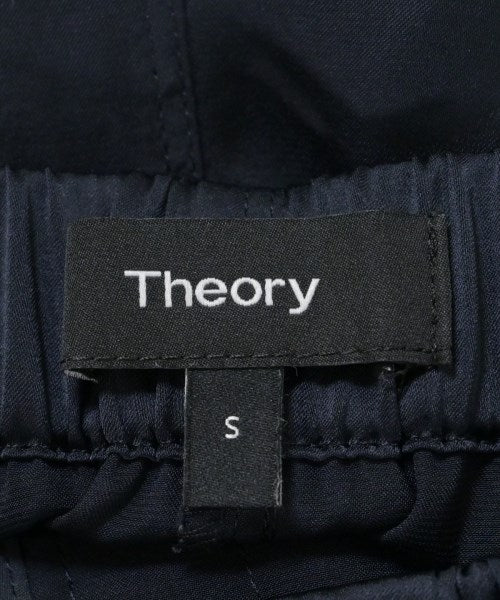 Theory กางเกง อื่น