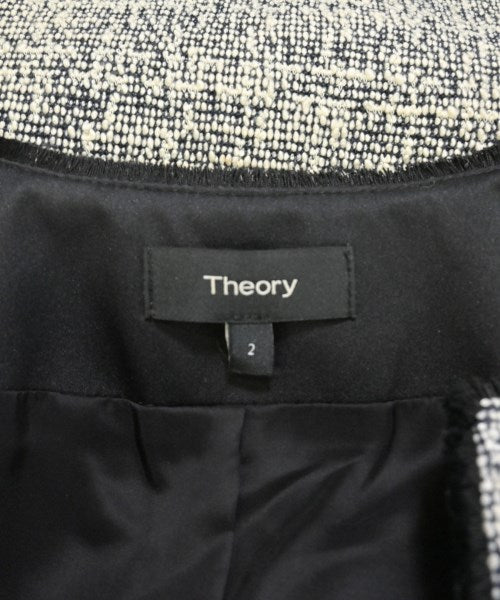 Theory แจ็คเก็ตไม่มีปก