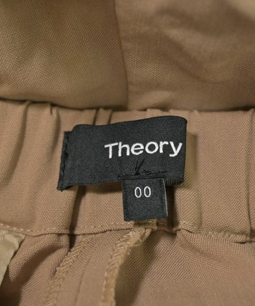 Theory กางเกง อื่น
