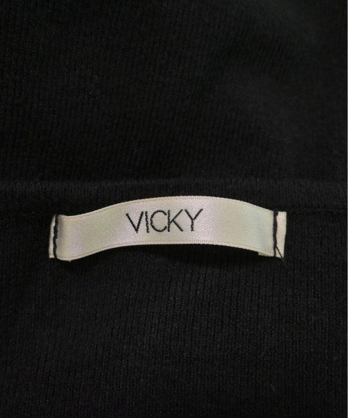 VICKY เสื้อกันหนาว