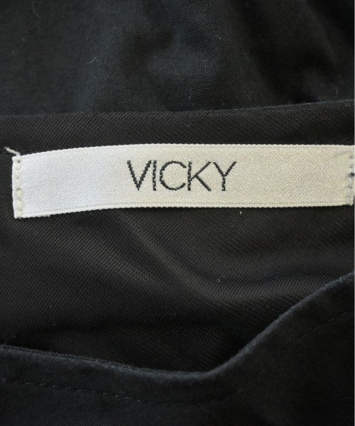 VICKY ชุดเดรส