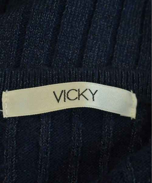 VICKY เสื้อกันหนาว