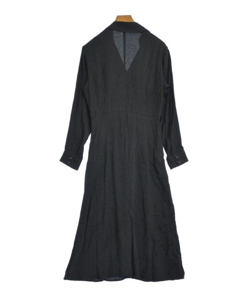 G.V.G.V. ชุดเดรส