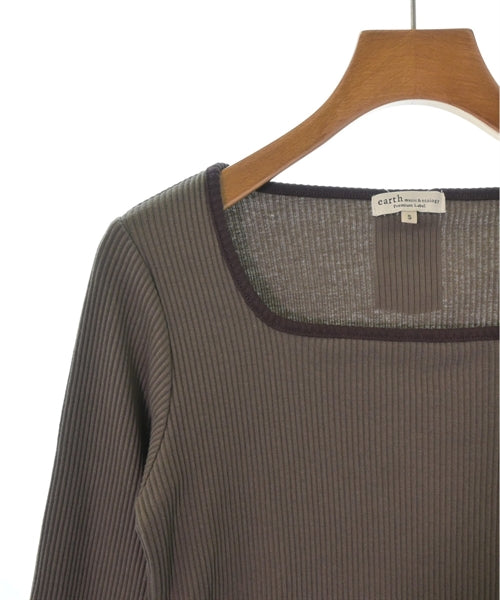 EARTH MUSIC&ECOLOGY เสื้อยืด/เสื้อท็อปส์