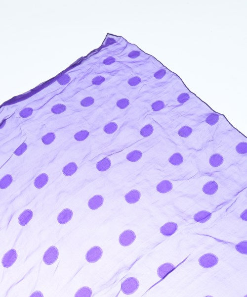 and A ผ้าพันคอ