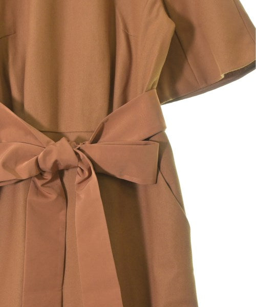 DESIGNWORKS ชุดเดรส