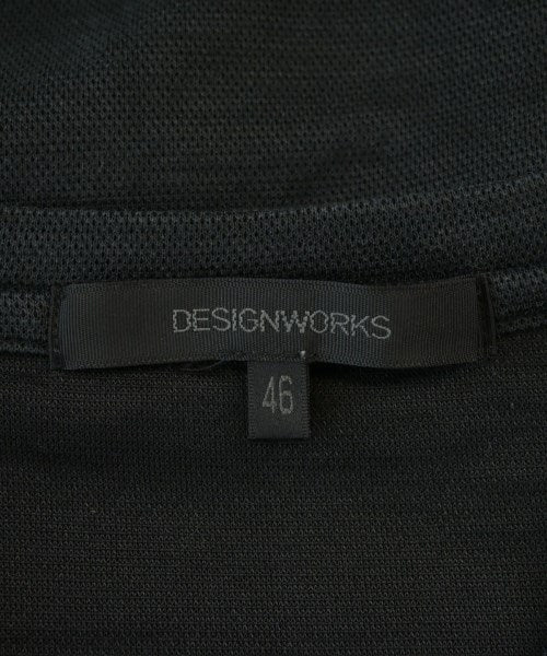 DESIGNWORKS เสื้อยืด/เสื้อท็อปส์