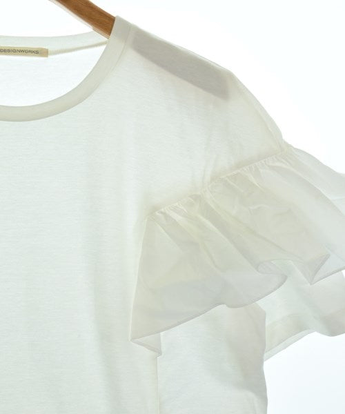 DESIGNWORKS เสื้อยืด/เสื้อท็อปส์