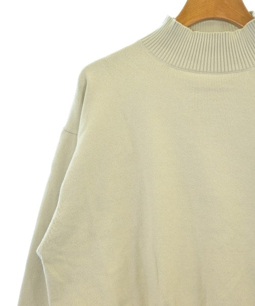 SLY เสื้อกันหนาว