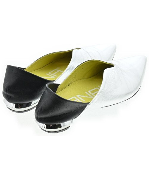 MANA รองเท้า อื่น