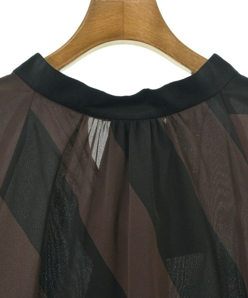 GRACE Class เสื้อสตรี