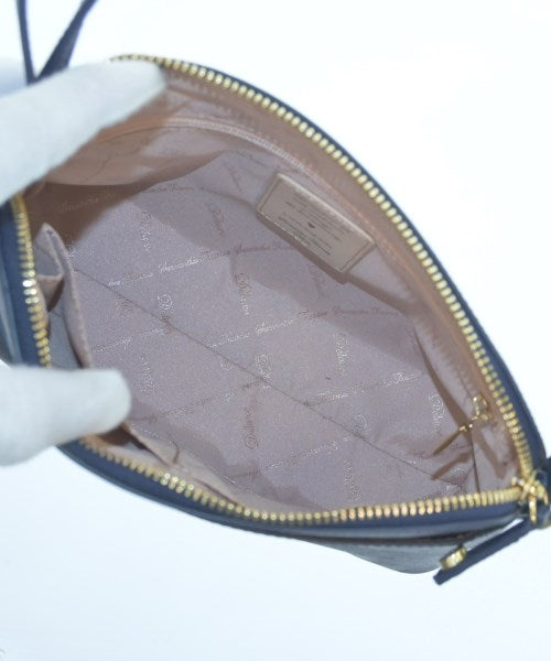 Samantha Thavasa กระเป๋าสะพาย