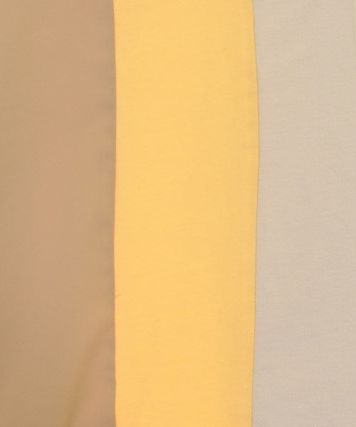 FRAPBOIS เสื้อยืด/เสื้อท็อปส์