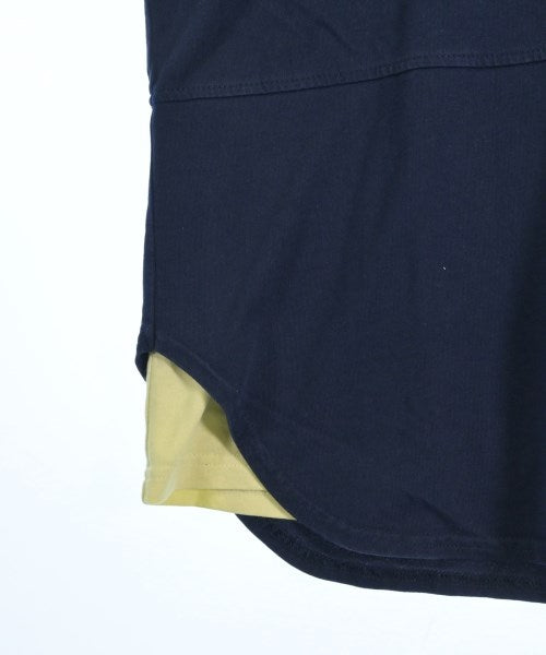FRAPBOIS เสื้อยืด/เสื้อท็อปส์