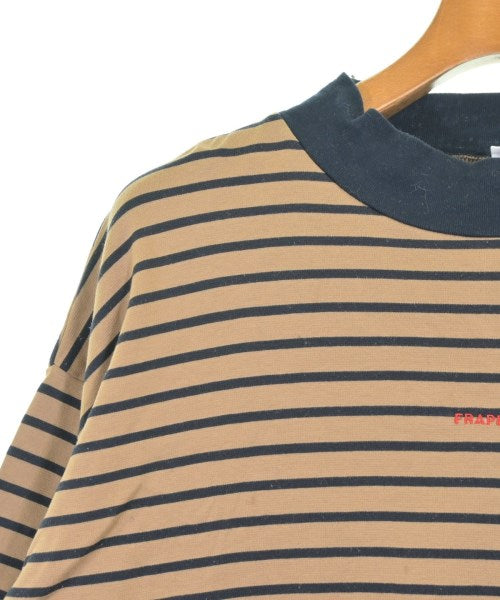 FRAPBOIS เสื้อยืด/เสื้อท็อปส์