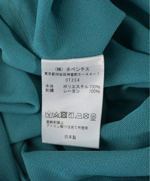Needles เสื้อยืด/เสื้อท็อปส์