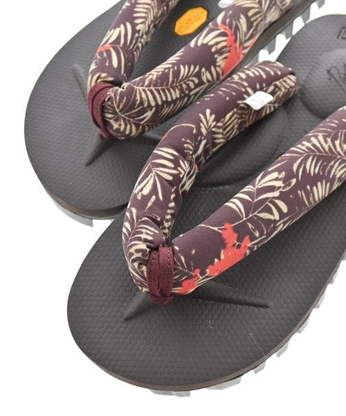 Needles รองเท้าแตะ