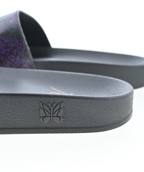 Needles รองเท้าแตะ