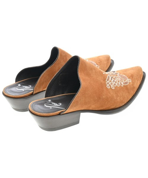 Needles รองเท้าแตะ