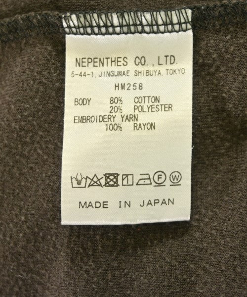 Needles เสื้อยืด/เสื้อท็อปส์