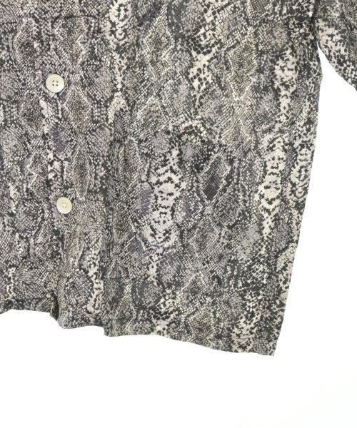 Needles เสื้อลำลอง