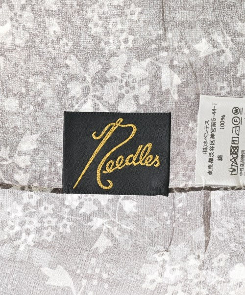 Needles ผ้าคลุมไหล่