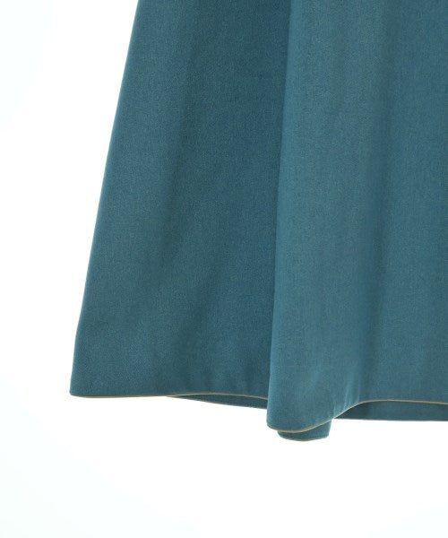 Viaggio Blu กระโปรงยาวถึงเข่า