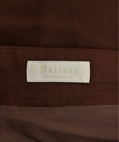 Ballsey กระโปรงยาวถึงเข่า