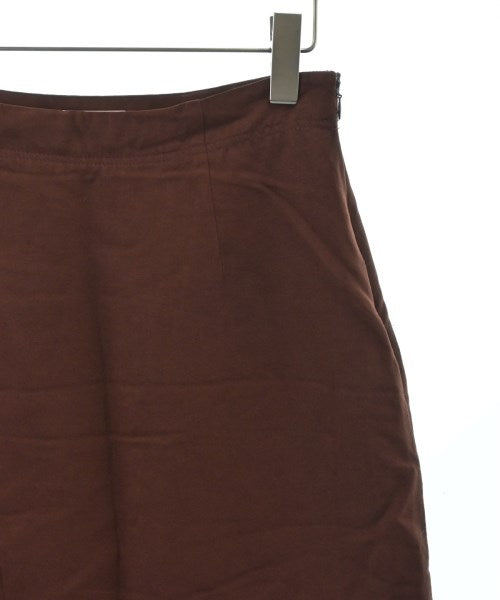 Ballsey กระโปรงยาวถึงเข่า