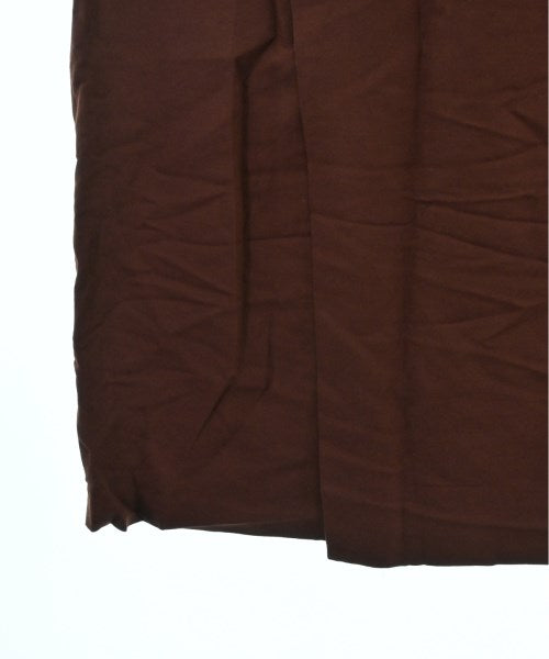 Ballsey กระโปรงยาวถึงเข่า