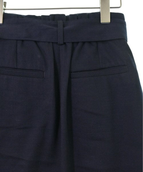 Ballsey กระโปรงยาวถึงเข่า