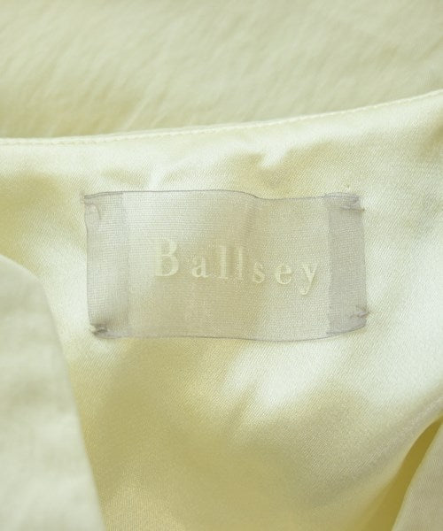 Ballsey เสื้อสตรี