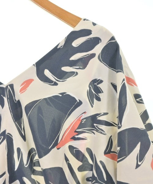 Ballsey เสื้อสตรี