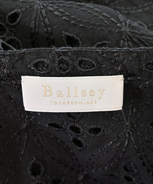 Ballsey เสื้อสตรี
