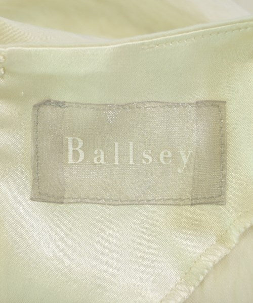 Ballsey เสื้อสตรี