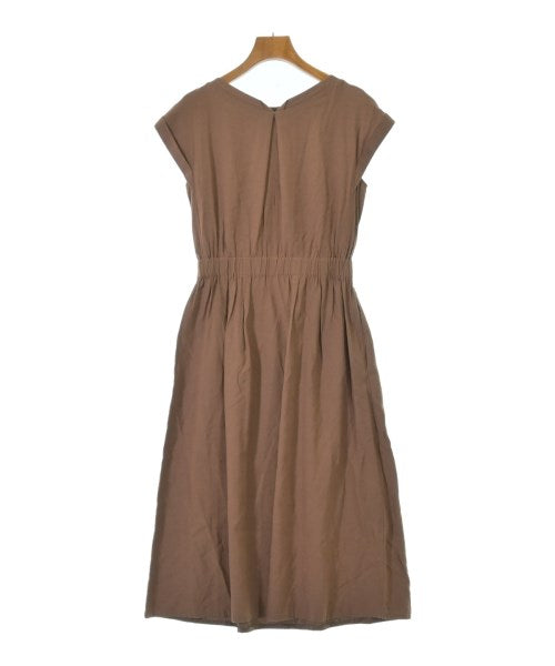 Ballsey ชุดเดรส